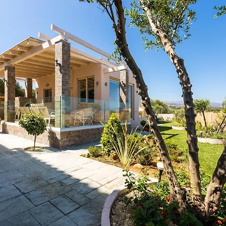 Kokkinos Villa *