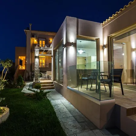 Villa Kokkinos *